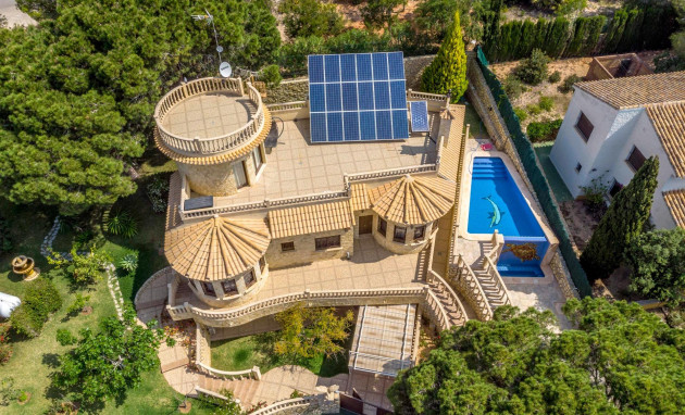 Resale - Villa - Orihuela Costa - Campoamor