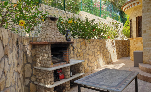 Resale - Villa - Orihuela Costa - Campoamor