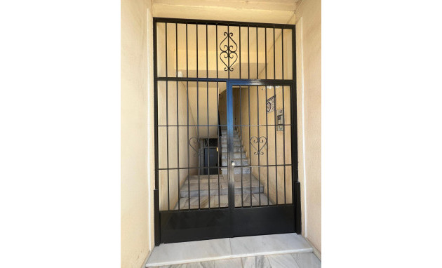 Herverkoop - Penthouse - Torrevieja - Los Frutales