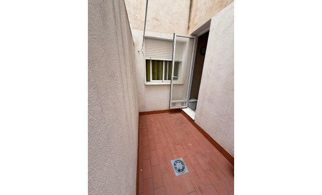 Herverkoop - Apartment - Torrevieja - Playa de los locos