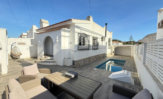 Herverkoop - Villa - Orihuela Costa - Las Filipinas