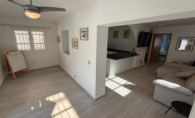 Herverkoop - Villa - Orihuela Costa - Las Filipinas