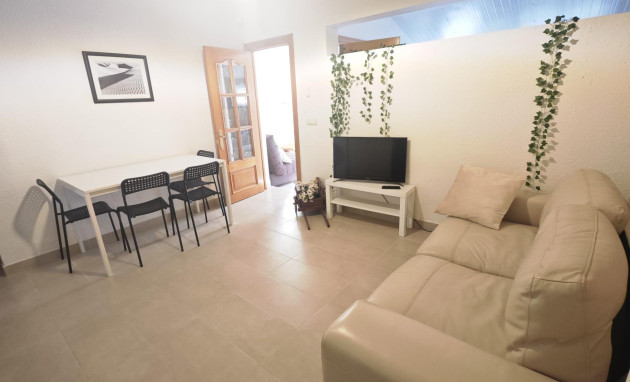 Reventa - Bungalow - Planta Baja - Torrevieja - torrevieja
