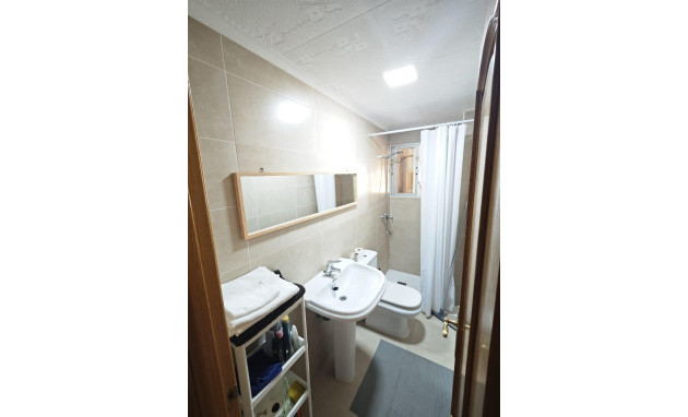 Reventa - Bungalow - Planta Baja - Torrevieja - torrevieja
