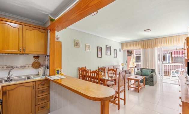 Herverkoop - Flat - Torrevieja - Playa del cura