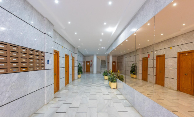 Herverkoop - Flat - Torrevieja - Playa del cura
