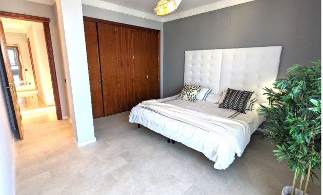 Herverkoop - Apartment - Benidorm - Benidorm - City