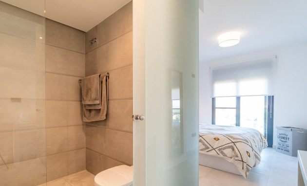 Revente - Apartment - El Raso