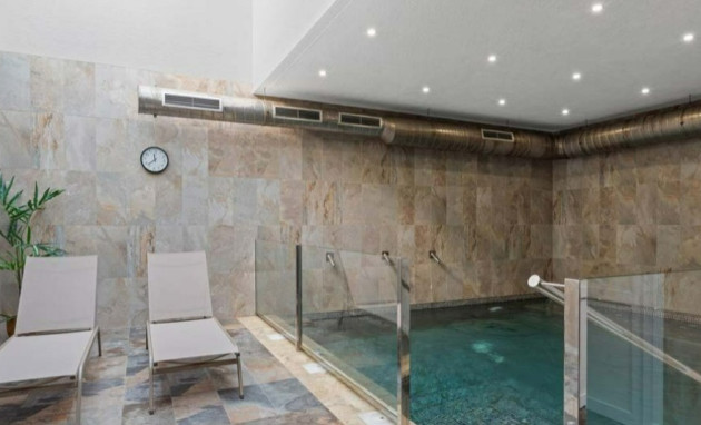Revente - Apartment - El Raso