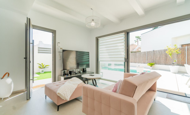 Herverkoop - Detached Villa - Orihuela Costa - Villamartin Golf
