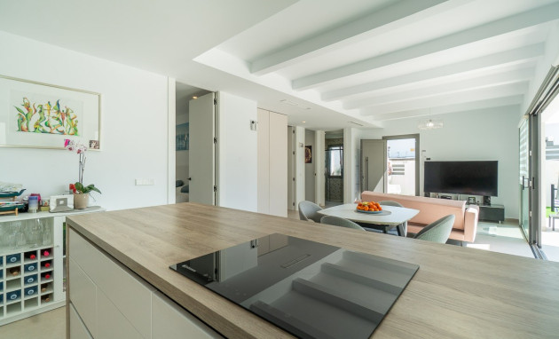 Herverkoop - Detached Villa - Orihuela Costa - Villamartin Golf