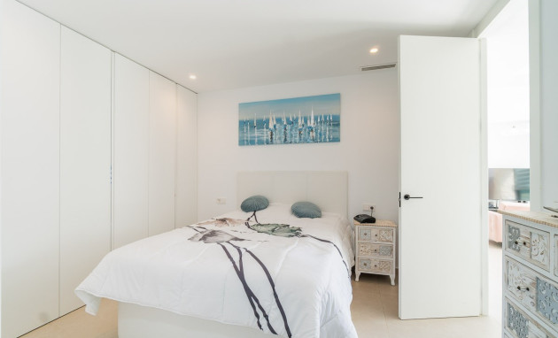 Herverkoop - Detached Villa - Orihuela Costa - Villamartin Golf