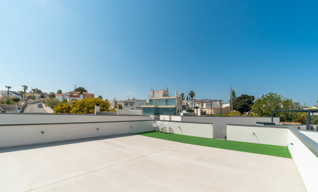 Herverkoop - Detached Villa - Orihuela Costa - Villamartin Golf