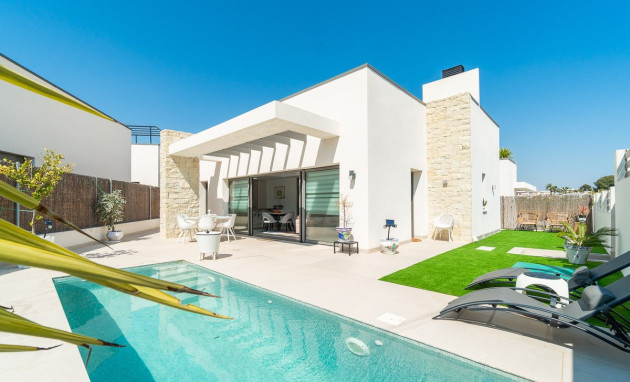 Herverkoop - Detached Villa - Orihuela Costa - Villamartin Golf