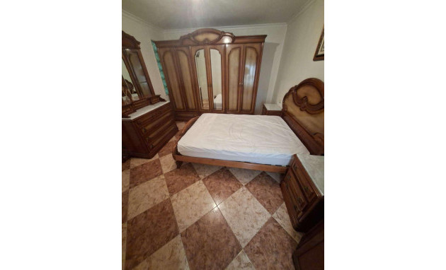 Herverkoop - Apartment - Torrevieja - Estacion de autobuses