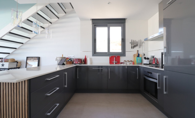 Herverkoop - Detached Villa - Benimar - Benimar III