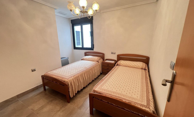 Herverkoop - Apartment - Torrevieja - La Mata pueblo