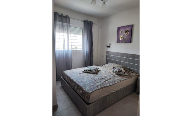 Herverkoop - Bungalow - Gelijkvloers - Torrevieja - Playa del cura