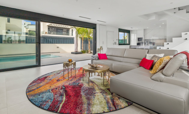 Resale - Villa - Algorfa