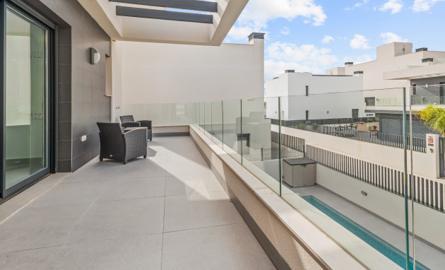 Resale - Villa - Algorfa