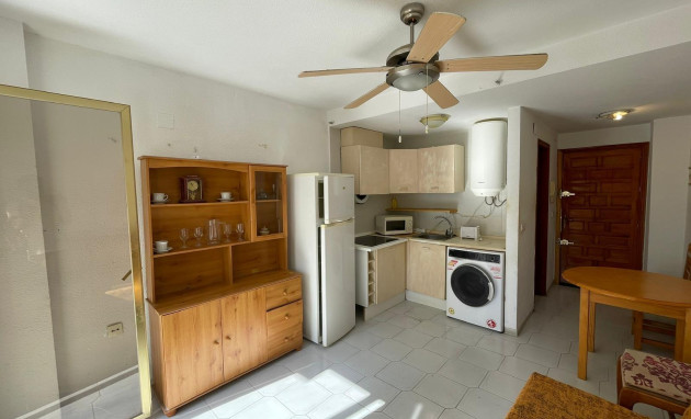 Herverkoop - Studio - Torrevieja - Centro