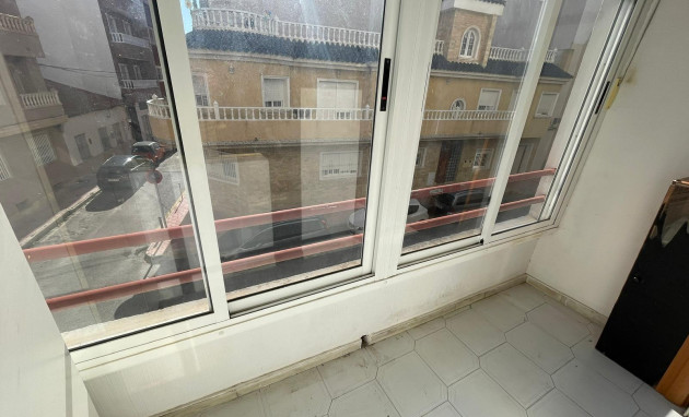 Herverkoop - Studio - Torrevieja - Centro