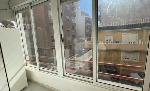 Herverkoop - Studio - Torrevieja - Centro