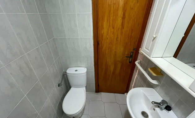 Herverkoop - Studio - Torrevieja - Centro