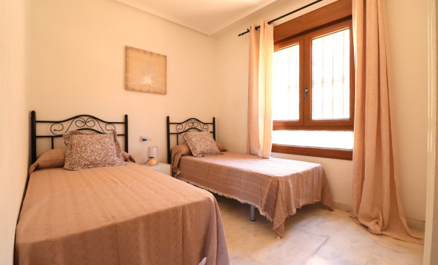 Herverkoop - Bungalow - Gelijkvloers - Algorfa - La Finca Golf Resort
