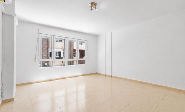 Revente - Apartment - Torrevieja - Puerto Deportivo