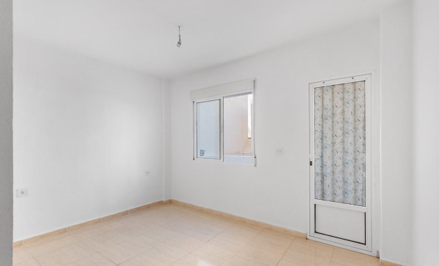 Revente - Apartment - Torrevieja - Puerto Deportivo
