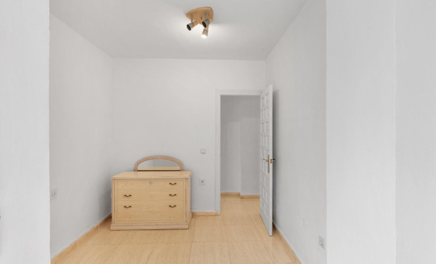 Revente - Apartment - Torrevieja - Puerto Deportivo