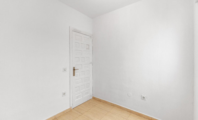 Revente - Apartment - Torrevieja - Puerto Deportivo