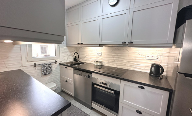 Herverkoop - Apartment - Torrevieja - El Chaparral