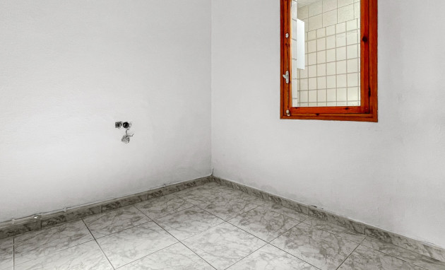 Reventa - Bungalow - Planta Baja - Torrevieja - Torreta Florida
