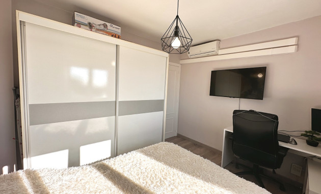 Herverkoop - Apartment - Torrevieja - El Chaparral