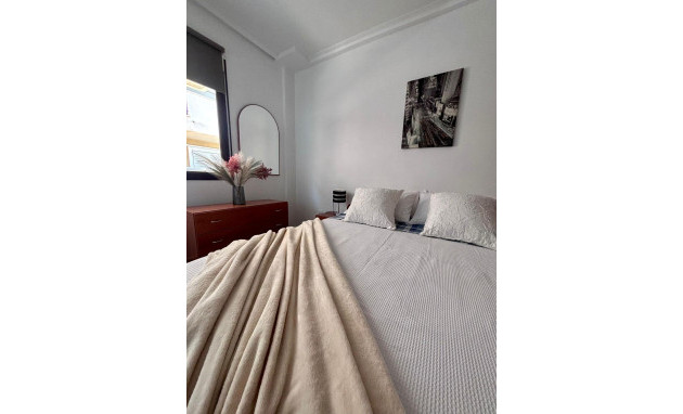 Herverkoop - Apartment - Orihuela Costa - Campoamor