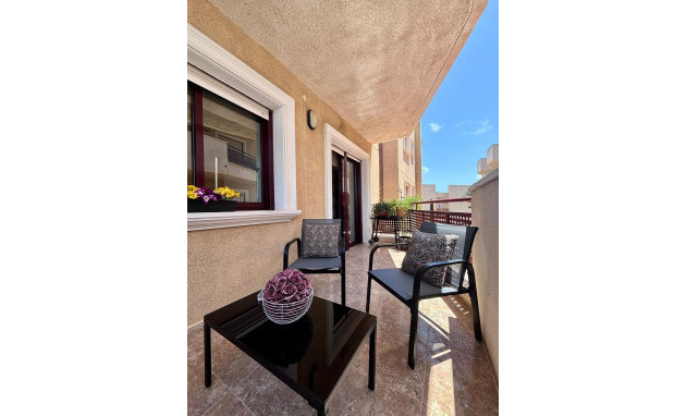 Herverkoop - Apartment - Orihuela Costa - Campoamor