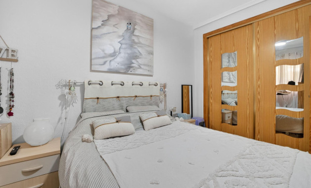 Herverkoop - Bungalow - Gelijkvloers - Orihuela Costa - Punta Prima