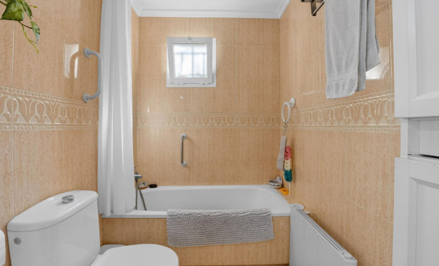 Herverkoop - Bungalow - Gelijkvloers - Orihuela Costa - Punta Prima