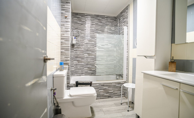Herverkoop - Apartment - Torrevieja