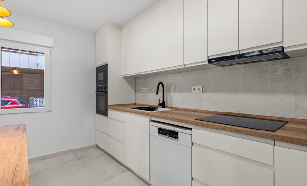 Reventa - Apartment - Torrevieja - Playa Acequion