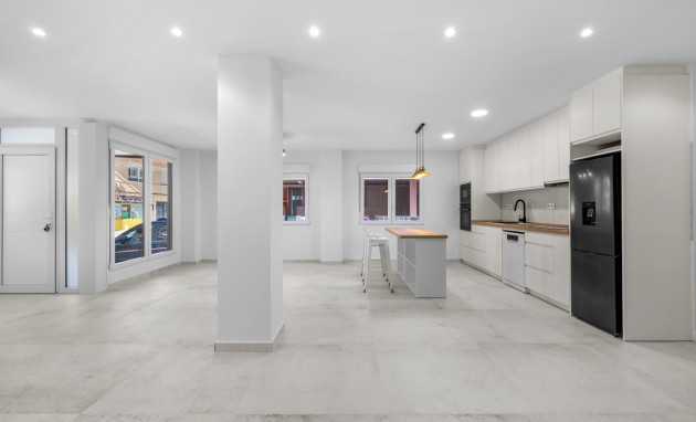 Reventa - Apartment - Torrevieja - Playa Acequion