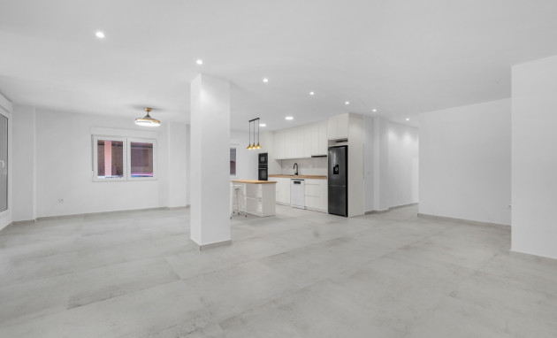 Reventa - Apartment - Torrevieja - Playa Acequion