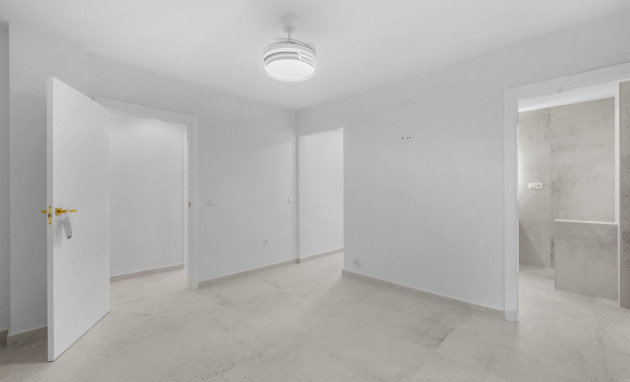 Reventa - Apartment - Torrevieja - Playa Acequion
