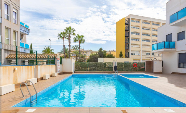 Reventa - Ático - Torrevieja - Estacion de autobuses