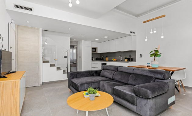 Herverkoop - Detached Villa - Guardamar del Segura - El Raso