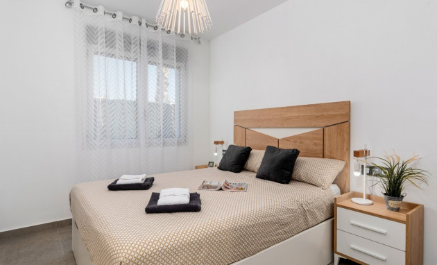Herverkoop - Detached Villa - Guardamar del Segura - El Raso