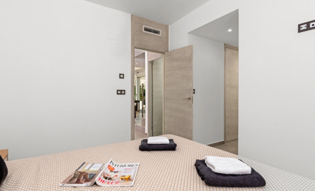 Herverkoop - Detached Villa - Guardamar del Segura - El Raso