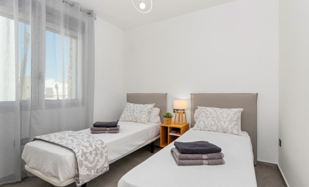 Herverkoop - Detached Villa - Guardamar del Segura - El Raso